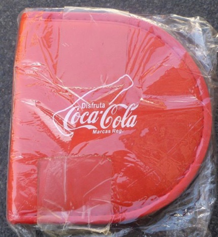 2604-1 € 3,00 coca cola cd houder disfruta.jpeg